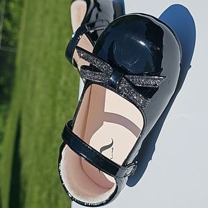 Black patent leather mary janes